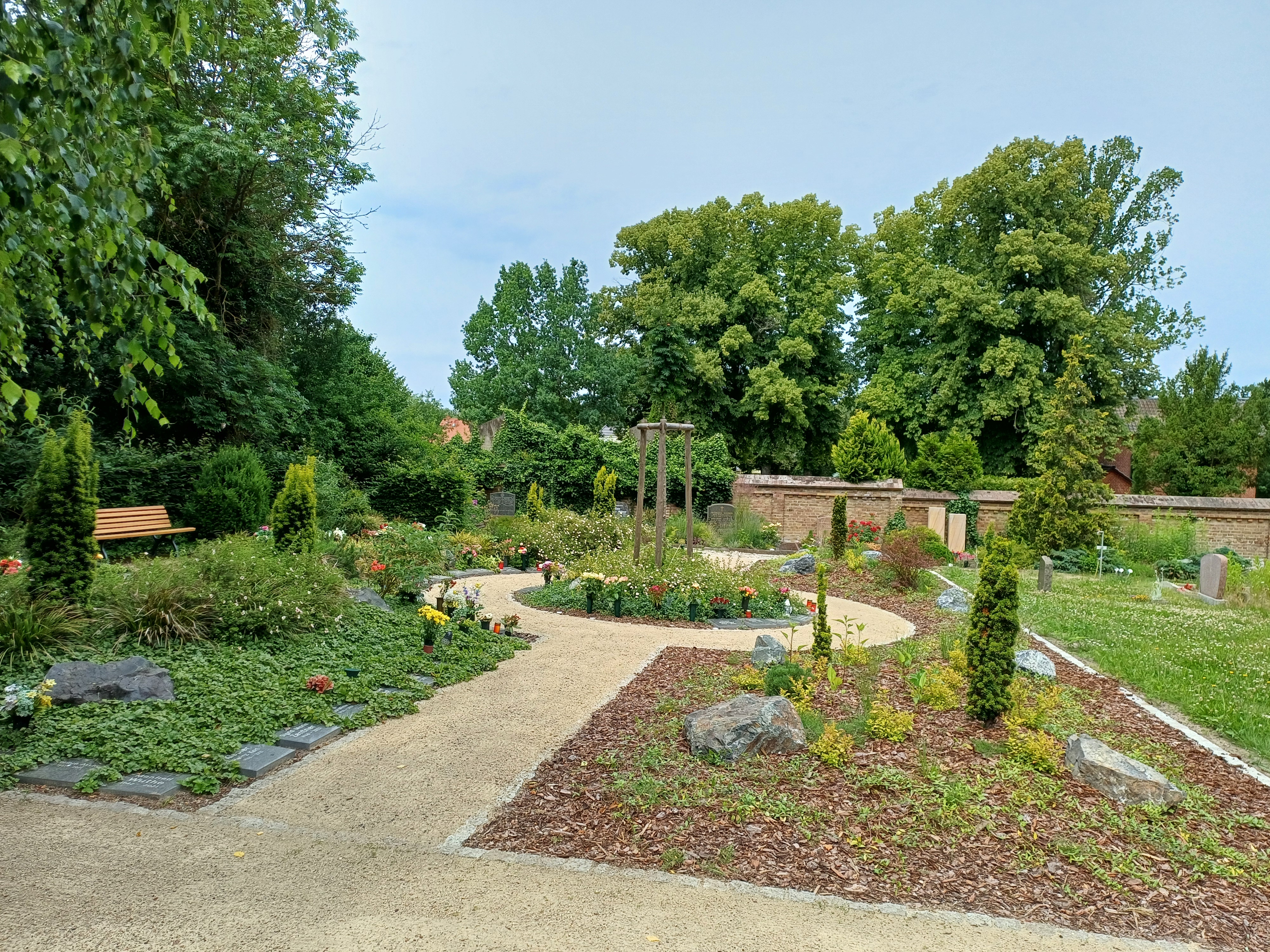 Urnengemeinschaftsgrab EI auf dem Mahlower Friedhof - Nutzung seit Ende 2019